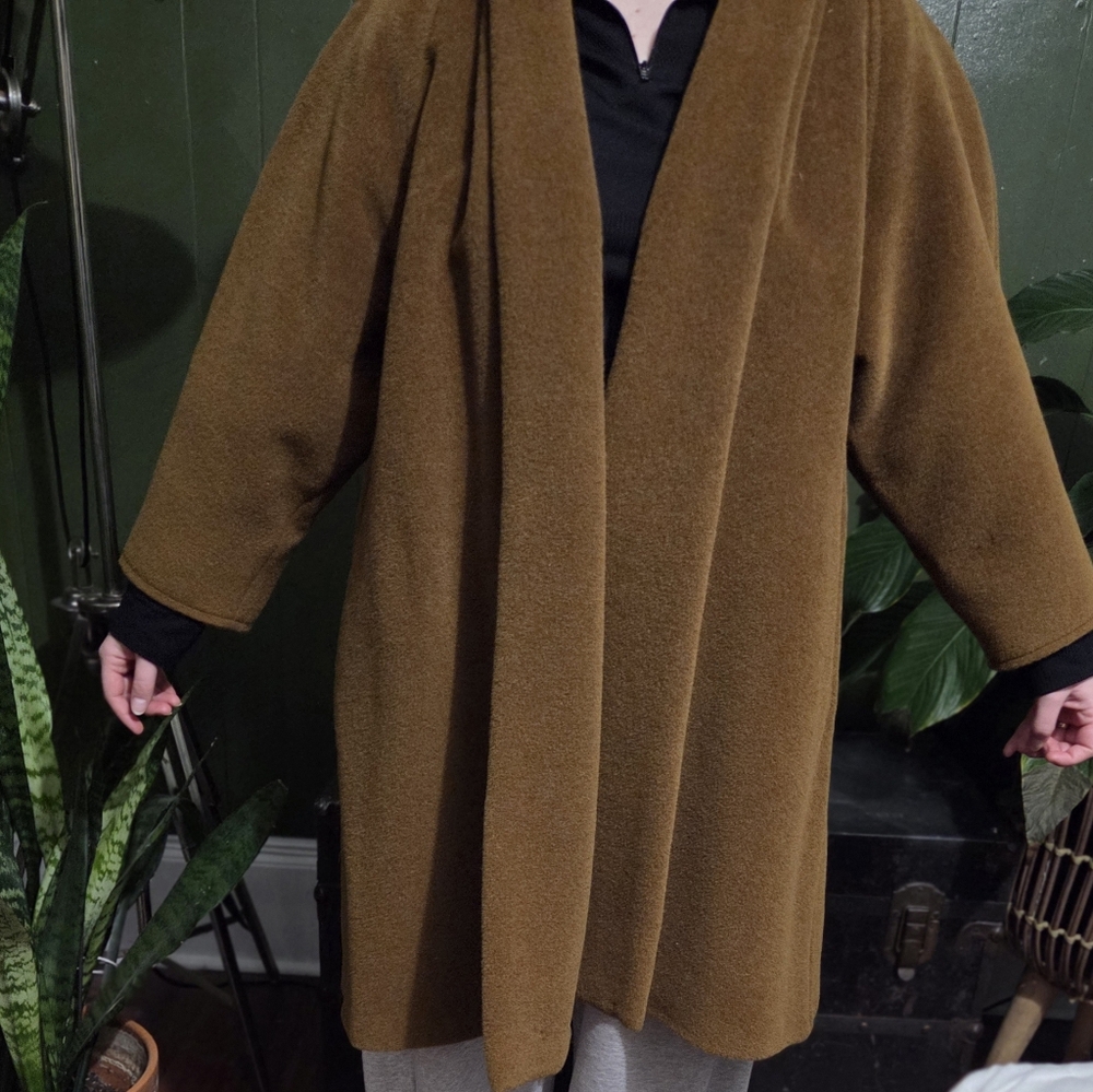 MaxMara Brown Coat with Orange Lining - Picture 9 of 11